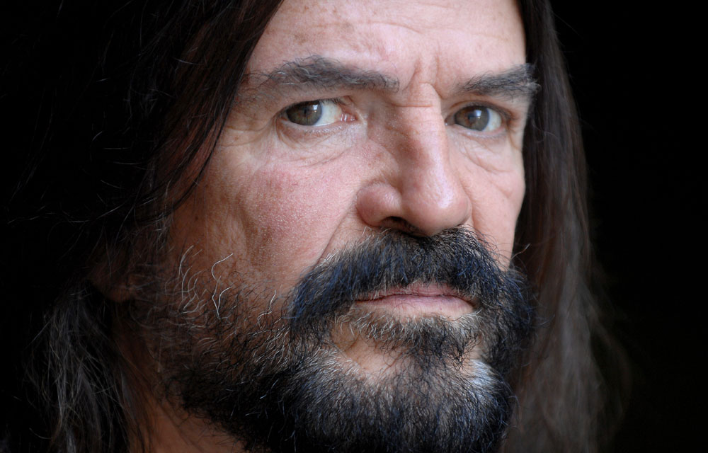 Entretien avec Charlie Bauer.